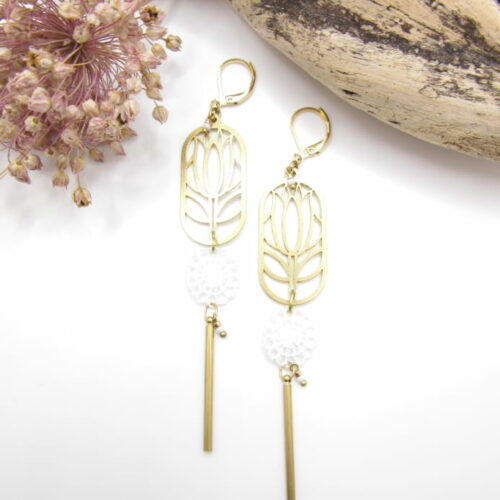 Boucles-dentelle-artisanal-blanc 05