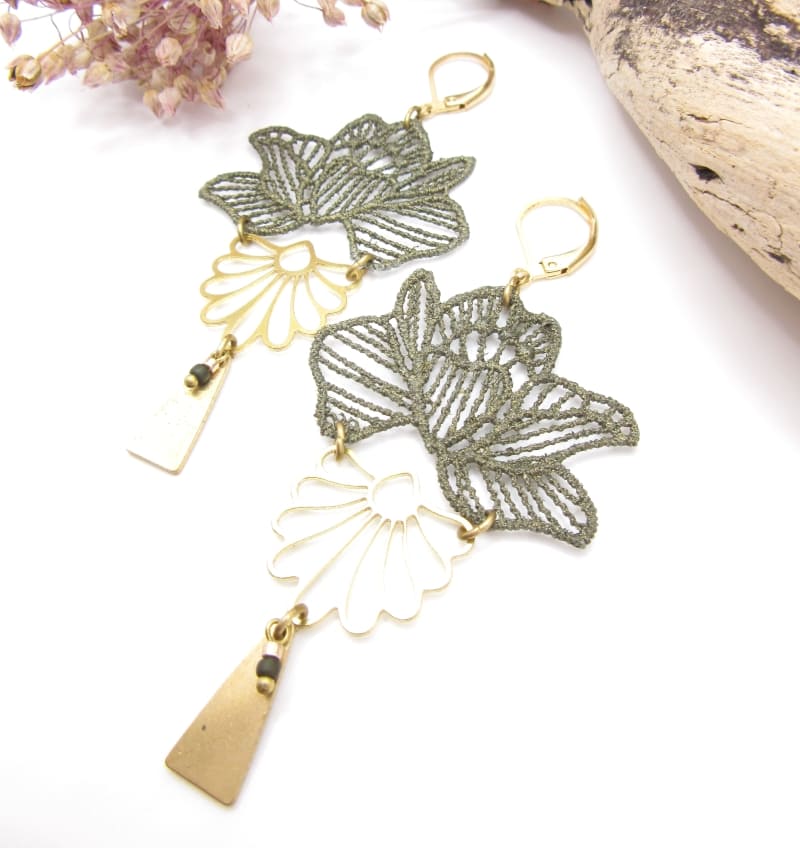 boucles dentelle laiton fleur kaki 01